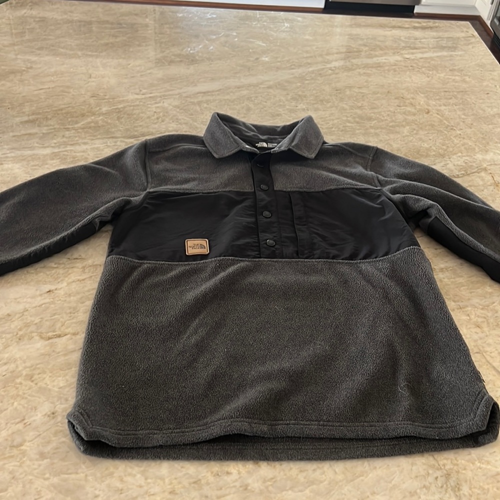 North Face Pullover